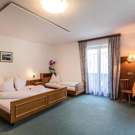 Hotel Linde Collalbo Buitenkant foto