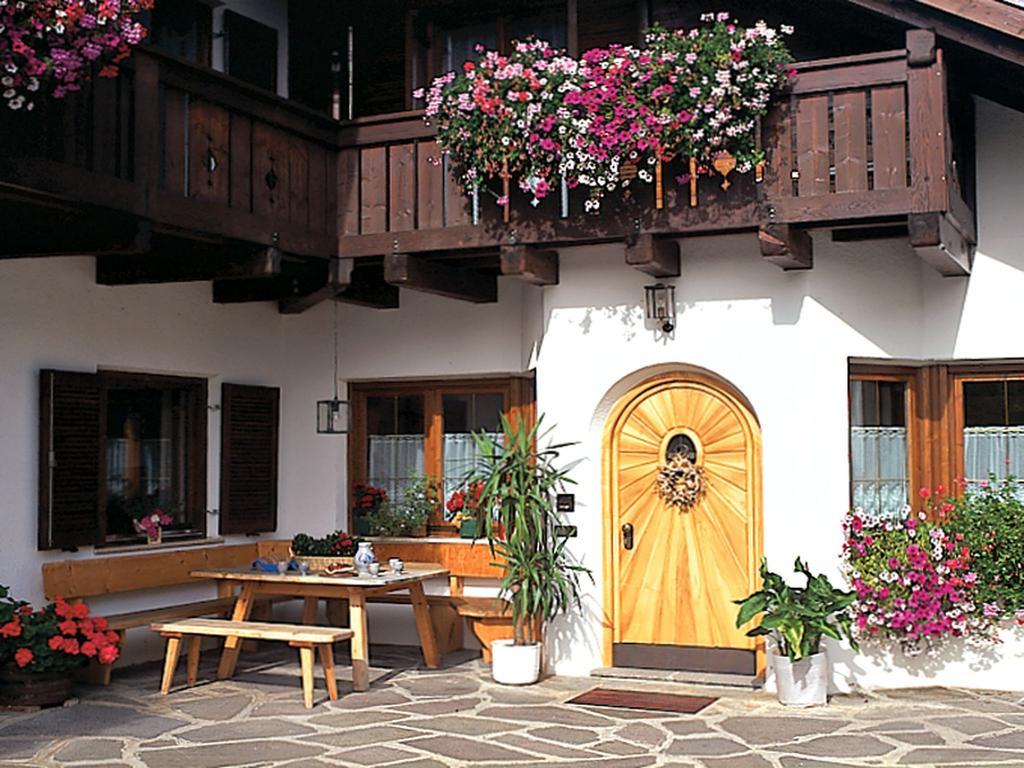 Hotel Linde Collalbo Buitenkant foto