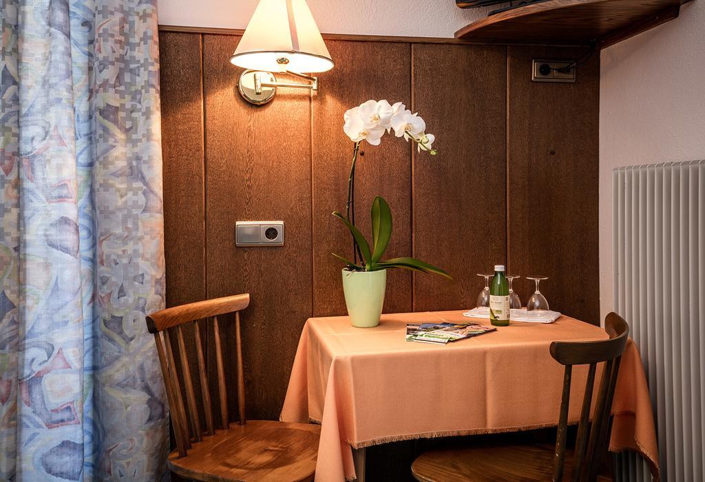 Hotel Linde Collalbo Buitenkant foto